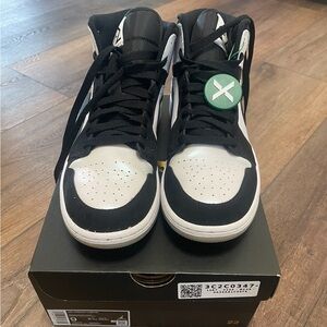 Nike Air Jordan 1 Mid SE